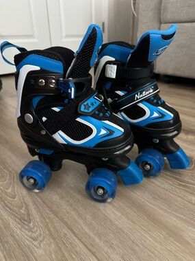 Nattork Kids Roller Skates, Adjustable (10C-13C) w/ Light up Wheels - Like New